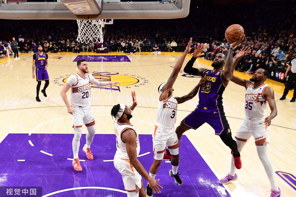 他凭借出色 他凭借出色