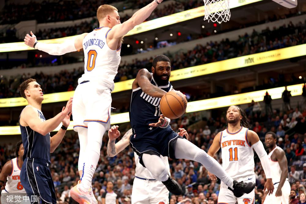 送到他的脚 送到他的脚